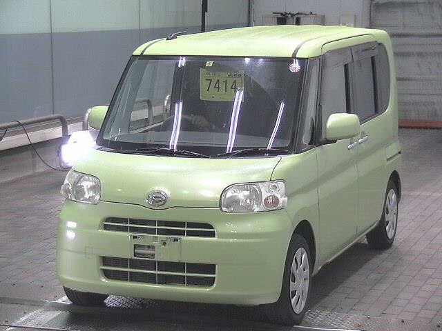 DAIHATSU TANTO 2012