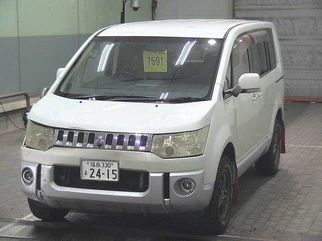 MITSUBISHI DELICA D5 2008