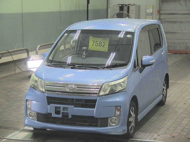 DAIHATSU MOVE 2013