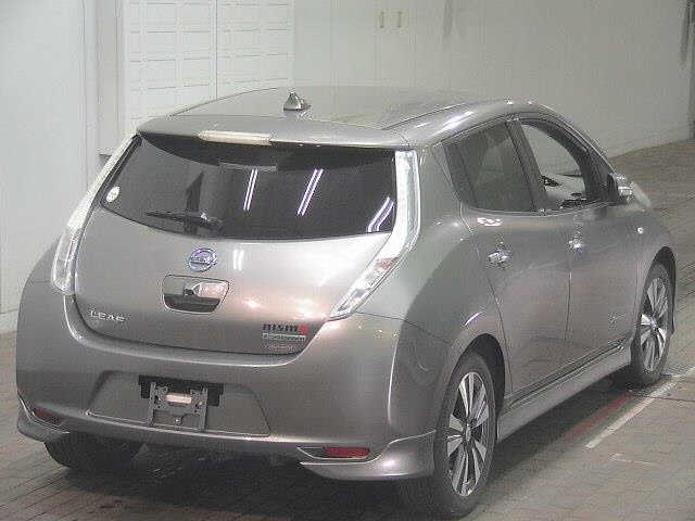 NISSAN LEAF 2014