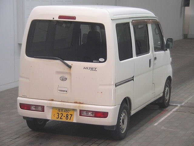 DAIHATSU HIJET VAN 2010