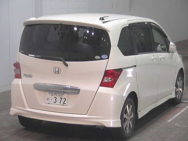 HONDA FREED 2009