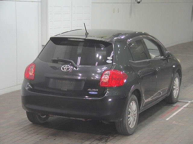 TOYOTA AURIS 2009