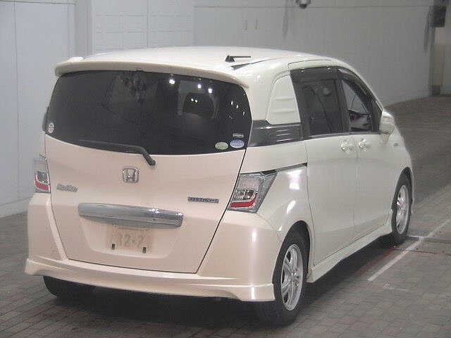 HONDA FREED 2012