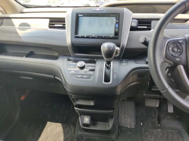 HONDA FREED 2019