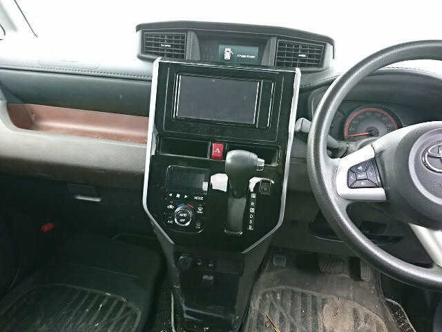 TOYOTA ROOMY 2019
