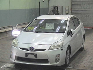 TOYOTA PRIUS 2011