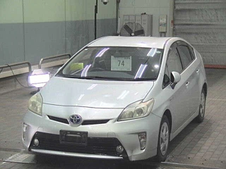TOYOTA PRIUS 2012