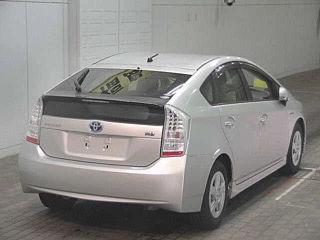 TOYOTA PRIUS 2011