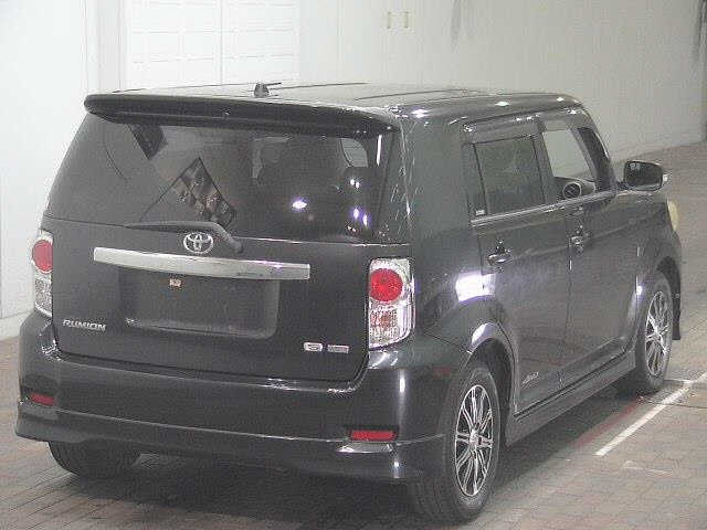 TOYOTA COROLLA RUMION 2012