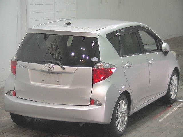 TOYOTA RACTIS 2013