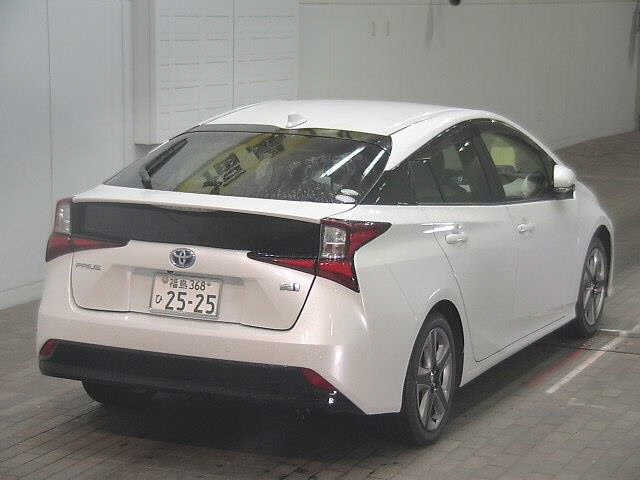 TOYOTA PRIUS 2020