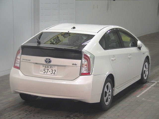 TOYOTA PRIUS 2013