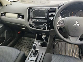 MITSUBISHI OUTLANDER 2013