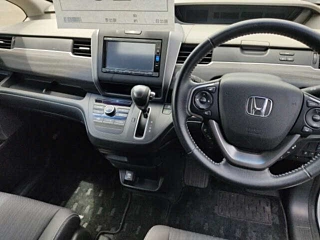 HONDA FREED 2017
