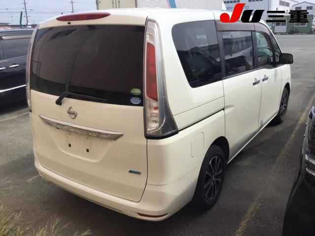 NISSAN SERENA 2011