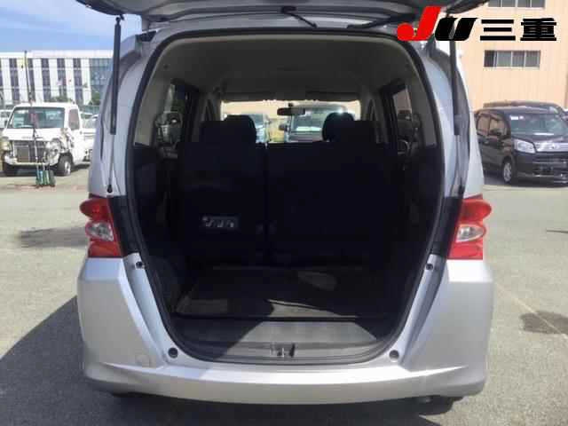 HONDA FREED 2008