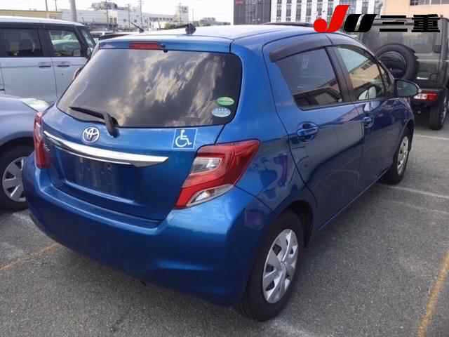 TOYOTA VITZ 2014