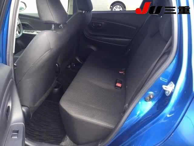 TOYOTA VITZ 2014