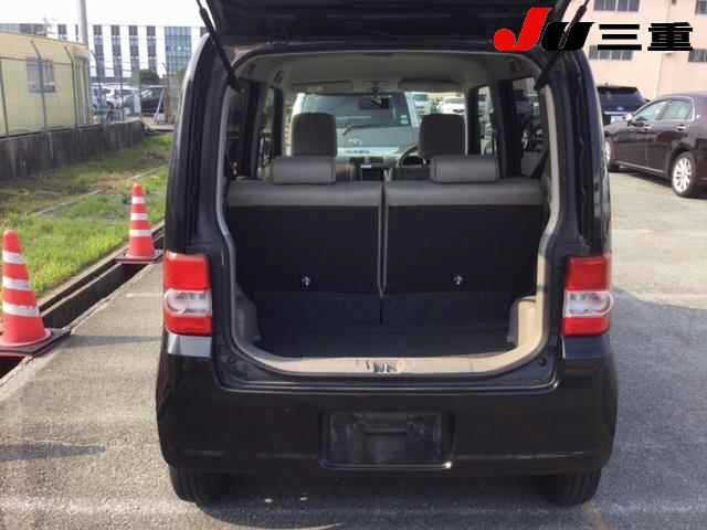 TOYOTA PIXIS SPACE 2016