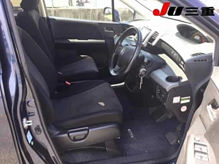 HONDA FREED 2010