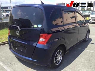 HONDA FREED 2010