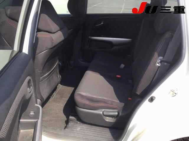 HONDA STREAM 2010