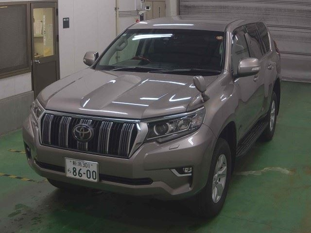 TOYOTA LAND CRUISER PRADO 2020