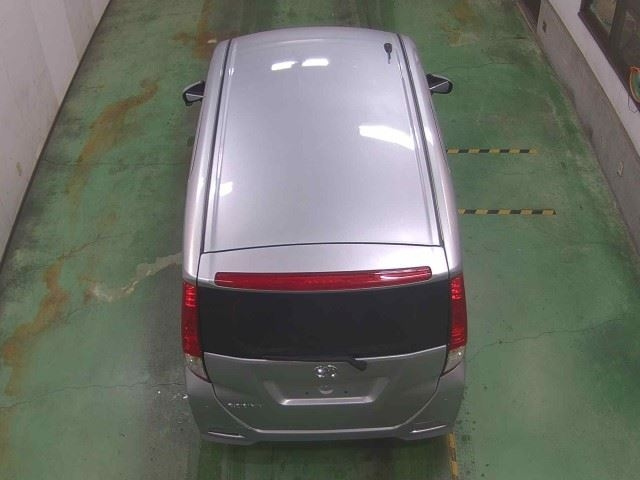 TOYOTA ROOMY 2022