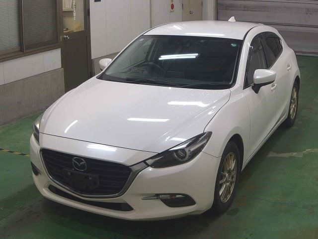 MAZDA AXELA 2016