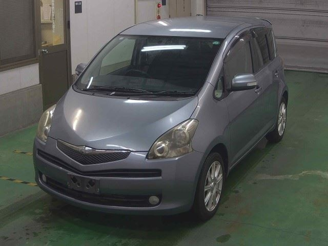 TOYOTA RACTIS 2010