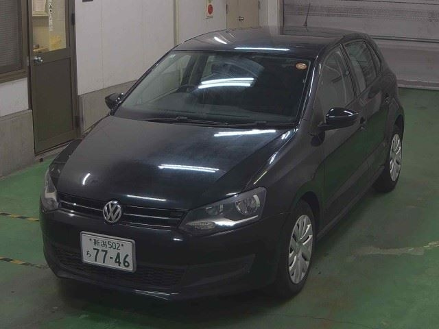 VOLKSWAGEN POLO 2011