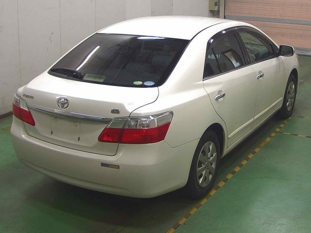 TOYOTA PREMIO 2009