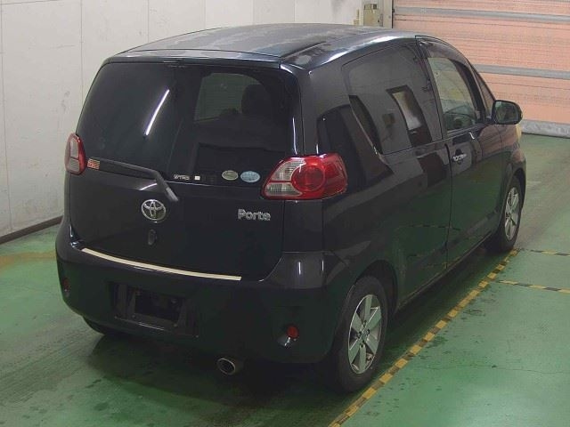 TOYOTA PORTE 2008