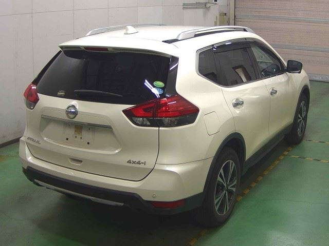 NISSAN X-TRAIL 2020