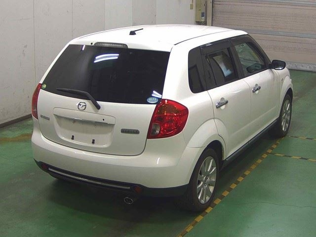 MAZDA VERISA 2009