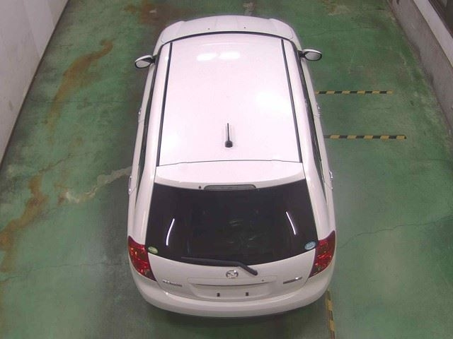 MAZDA VERISA 2009