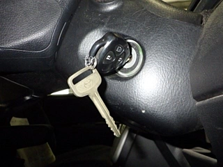 TOYOTA NOAH 2013