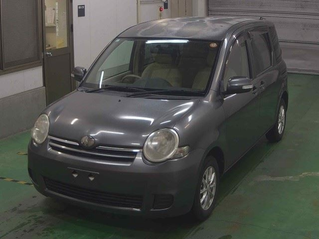 TOYOTA SIENTA 2009