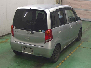 HONDA LIFE 2010