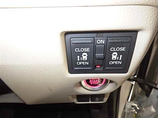 HONDA N BOX 2017