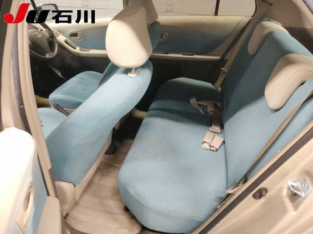TOYOTA VITZ 2009