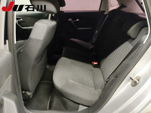 VOLKSWAGEN POLO 2013