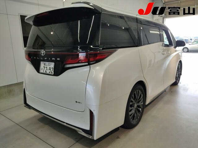 TOYOTA VELLFIRE 2024