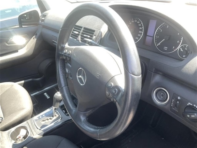 MERCEDES BENZ A CLASS 2009