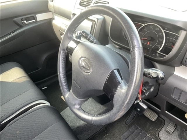 DAIHATSU MOVE CONTE 2014