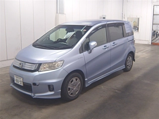 HONDA FREED 2013
