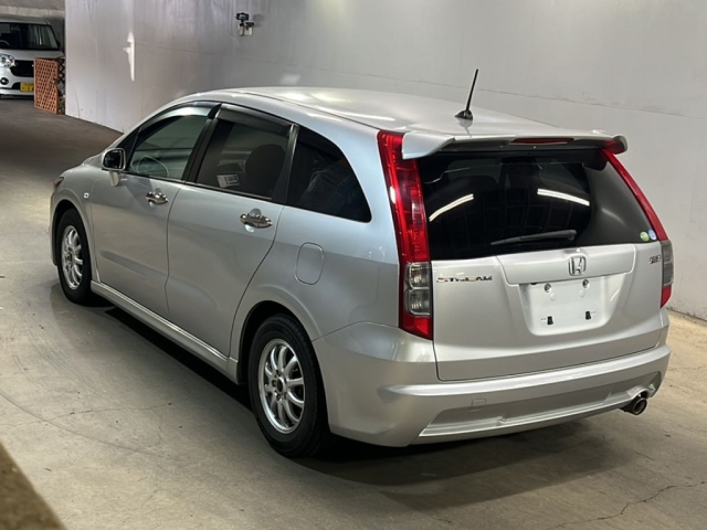 HONDA STREAM 2008