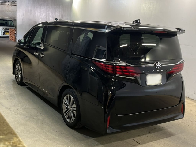 TOYOTA ALPHARD 2024
