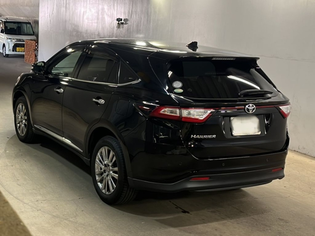 TOYOTA HARRIER 2017